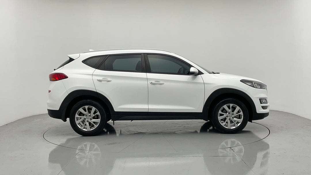 2019 Hyundai Tucson Active X (fwd), Automatic, 62842 km, Right Side View