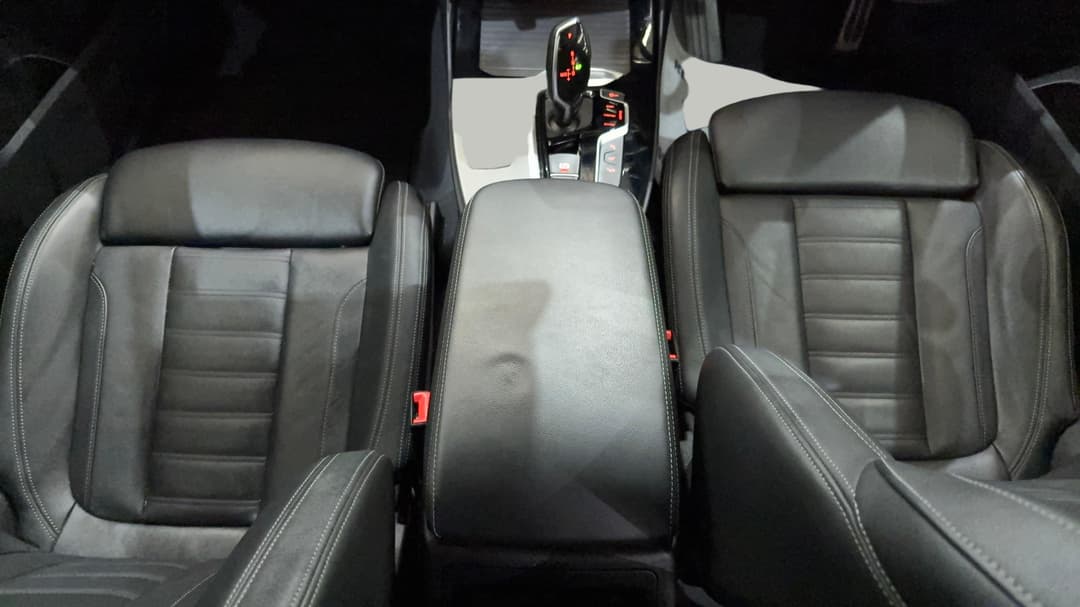 2020 BMW X3 xDrive30i M Sport, Automatic, 40847 km, Center Console