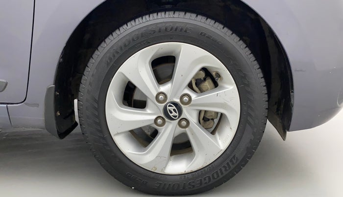 2017 Hyundai Xcent SX 1.2, Petrol, Manual, 1,10,011 km, Right Front Wheel