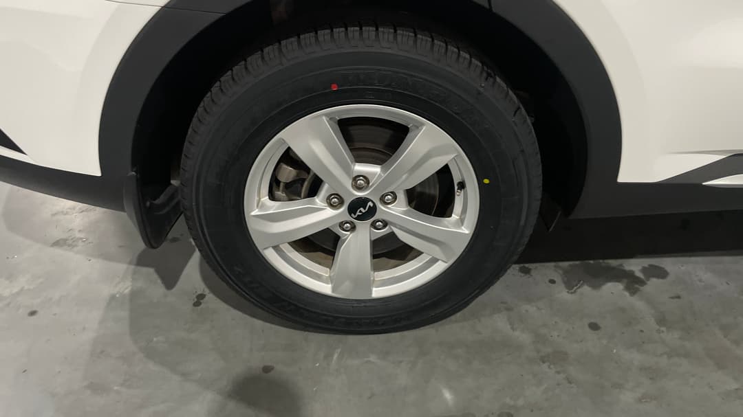 2023 Kia Sorento S 7 Seat, Automatic, 47052 km, Right Rear Wheel