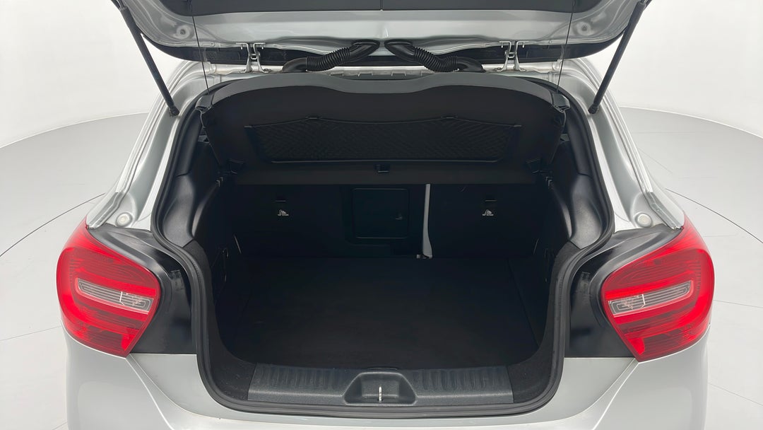 2015 Mercedes-benz A200 Be, Automatic, 95387 km, Boot Inside View