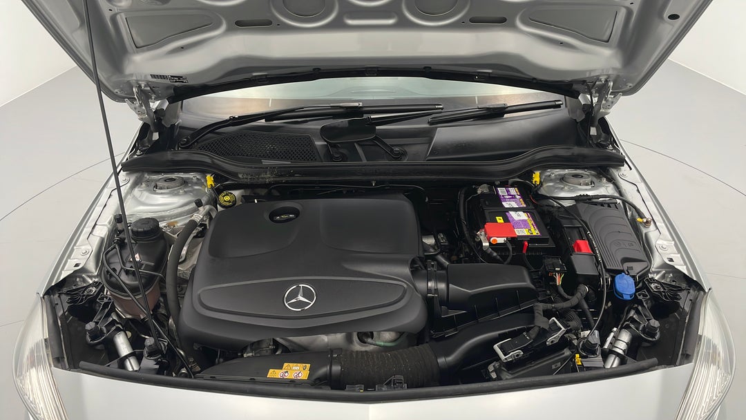 2015 Mercedes-benz A200 Be, Automatic, 95387 km, Open Bonnet (Engine)