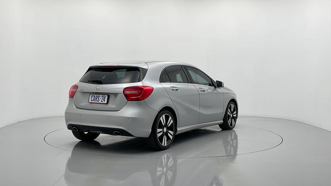 2015 Mercedes-benz A200 Be, Automatic, 95387 km, Right Back Diagonal (45- Degree) View