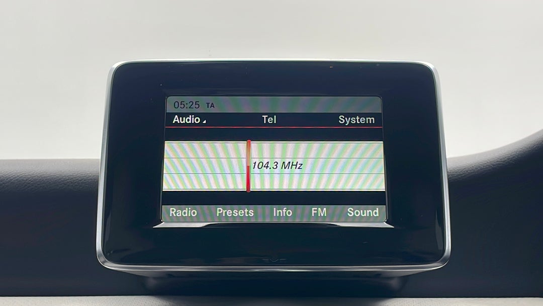 2015 Mercedes-benz A200 Be, Automatic, 95387 km, Infotainment System