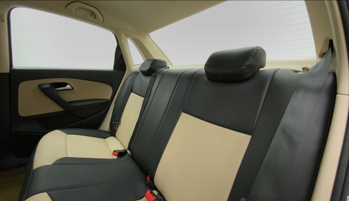 2018 Volkswagen Ameo HIGHLINE PLUS 1.5, Diesel, Manual, 83,336 km, Right Side Rear Door Cabin