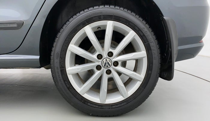 2018 Volkswagen Ameo HIGHLINE PLUS 1.5, Diesel, Manual, 83,336 km, Left Rear Wheel
