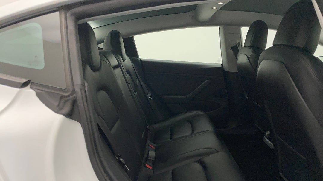 2020 Tesla Model 3 Standard Range RWD, Automatic, 50158 km, Right Side Rear Door Cabin View
