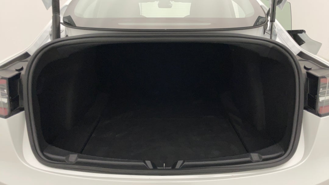 2020 Tesla Model 3 Standard Range RWD, Automatic, 50158 km, Boot Inside View