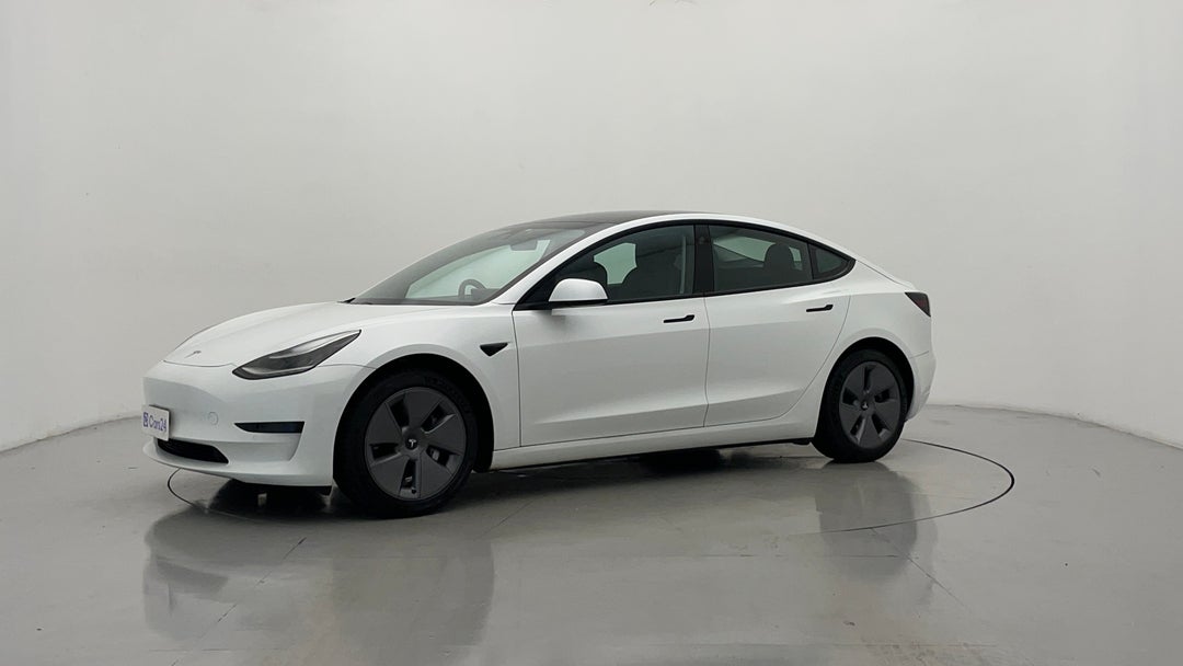 2020 Tesla Model 3 Standard Range RWD, Automatic, 50158 km, Left Front Diagonal (45- Degree) View