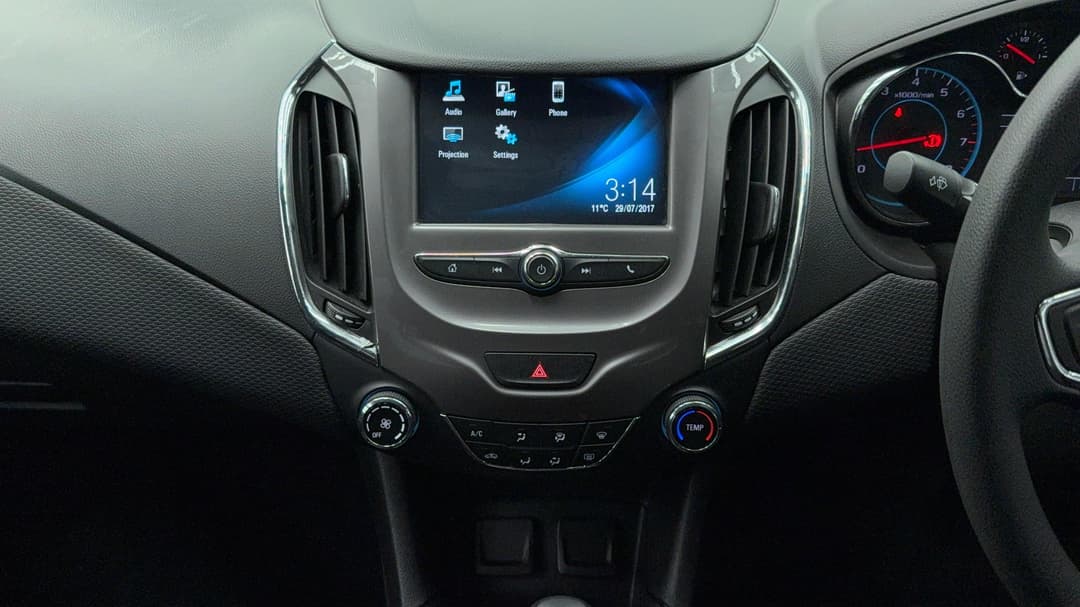 2017 Holden Astra Ls, Automatic, 128824 km, Center Console