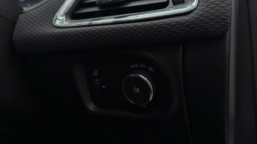 2017 Holden Astra Ls, Automatic, 128824 km, Utility Switches/Buttons