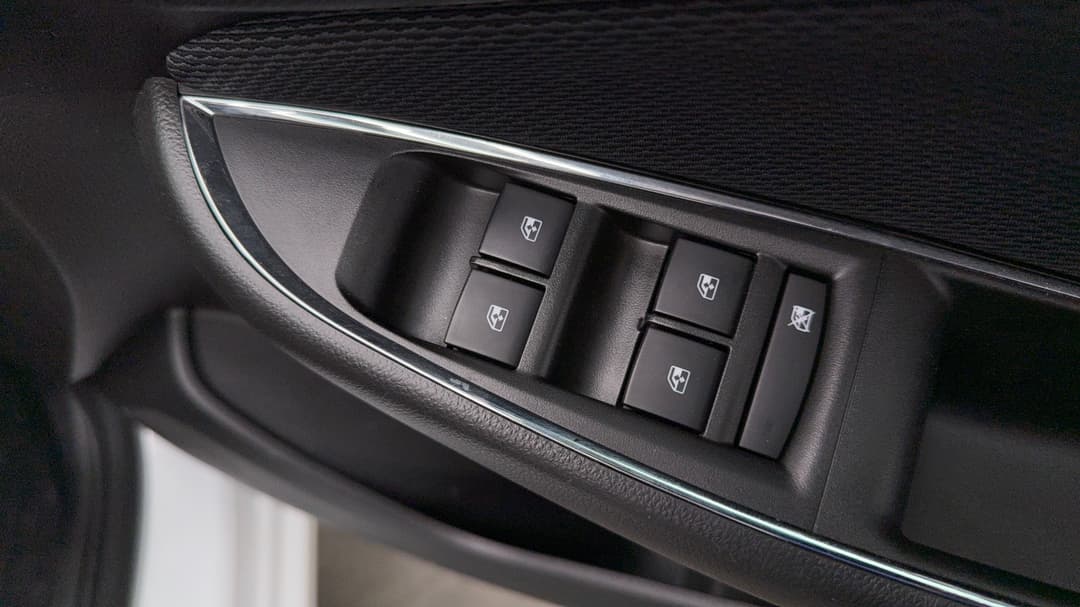 2017 Holden Astra Ls, Automatic, 128824 km, Drivers Side Door Panel Controls