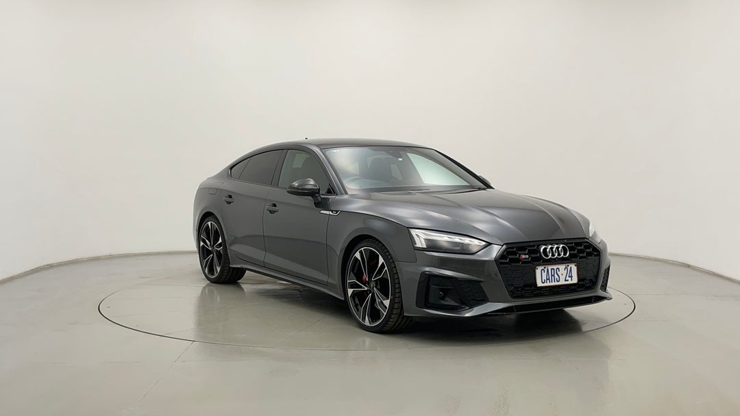 Right Front Diagonal (45- Degree) View