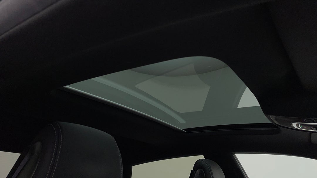 Interior Sunroof/Moonroof