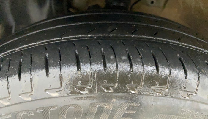 2019 Maruti IGNIS SIGMA 1.2 K12, Petrol, Manual, 50,179 km, Left Front Tyre Tread