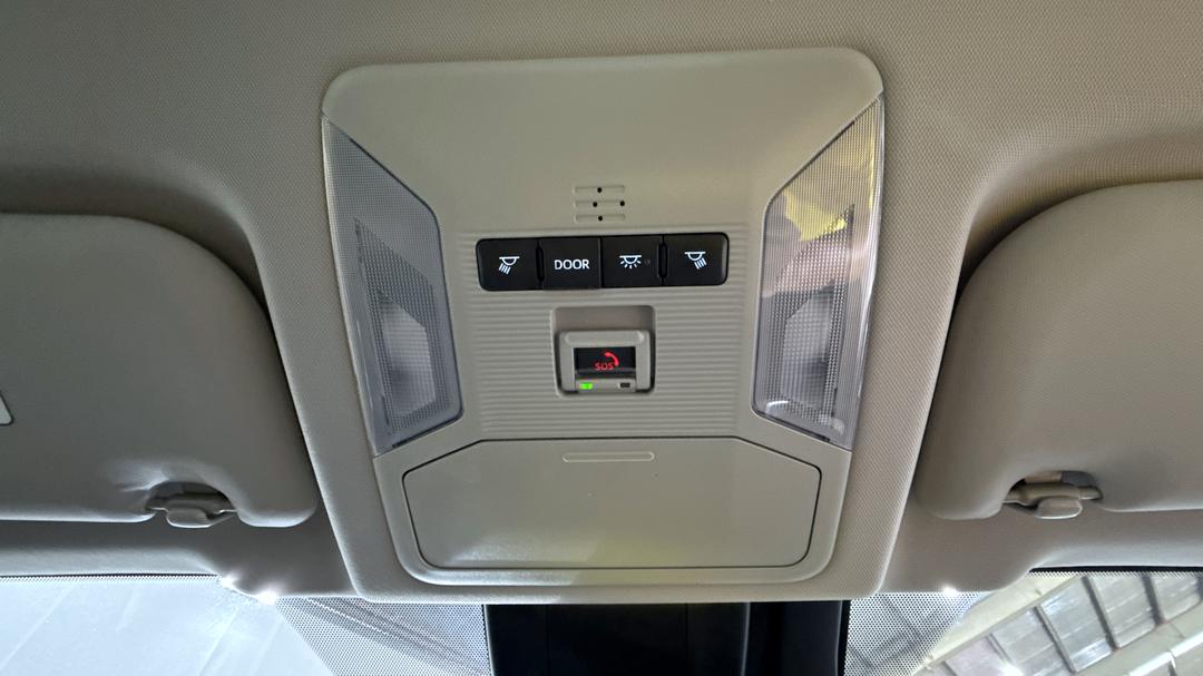 2025 Toyota RAV4 Gx (2WD) Hybrid, Automatic, 8664 km, On-Roof Controls/Sunglass holder