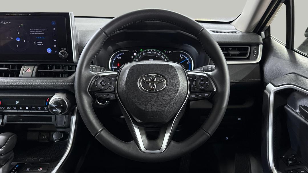 2025 Toyota RAV4 Gx (2WD) Hybrid, Automatic, 8664 km, Steering Wheel Close-up