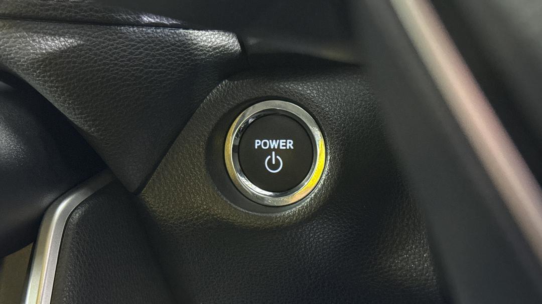 2025 Toyota RAV4 Gx (2WD) Hybrid, Automatic, 8664 km, Keyless / Button Start