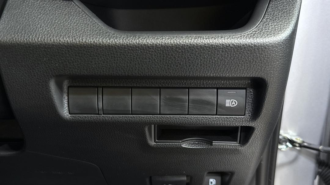 2025 Toyota RAV4 Gx (2WD) Hybrid, Automatic, 8664 km, Utility Switches/Buttons