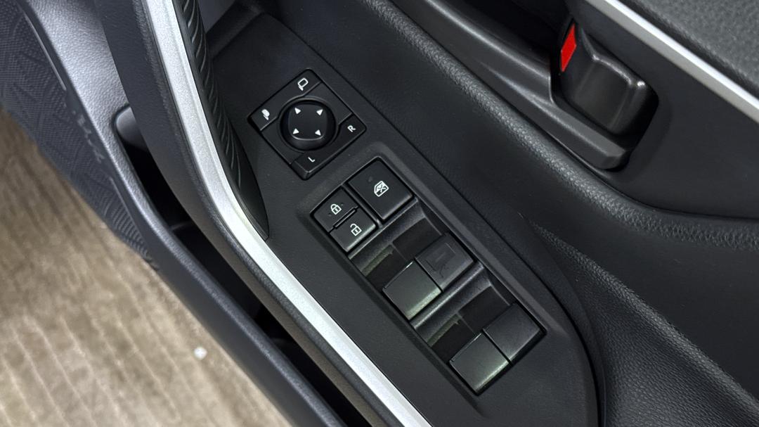 2025 Toyota RAV4 Gx (2WD) Hybrid, Automatic, 8664 km, Drivers Side Door Panel Controls
