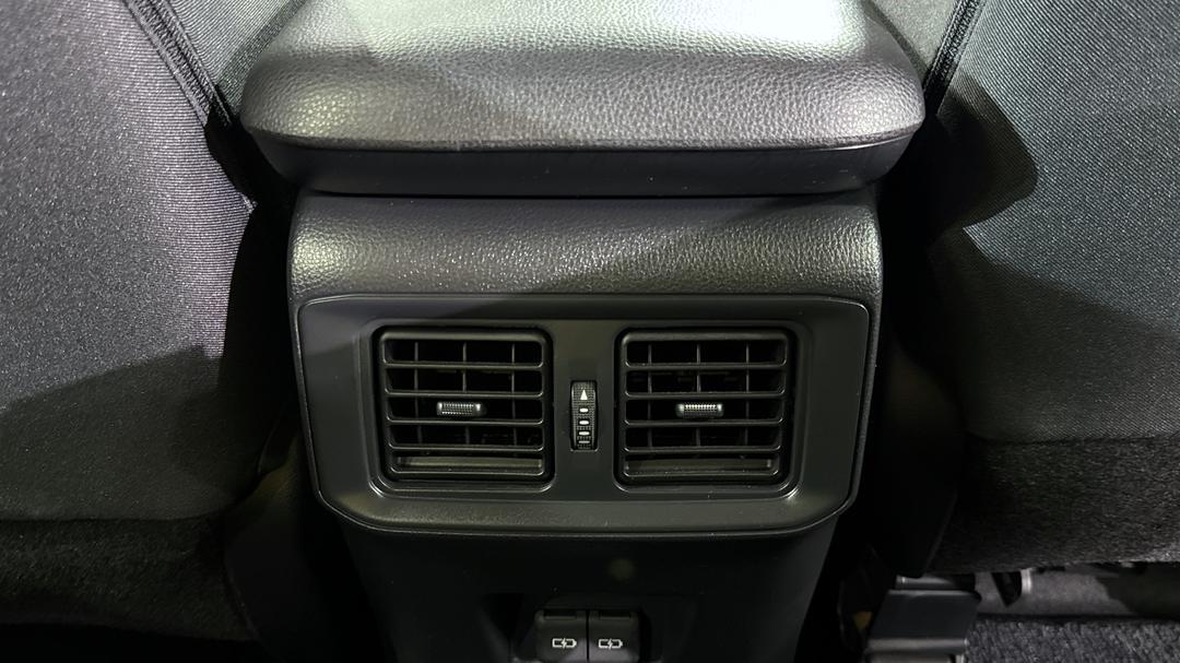 2025 Toyota RAV4 Gx (2WD) Hybrid, Automatic, 8664 km, Rear A/C Vent