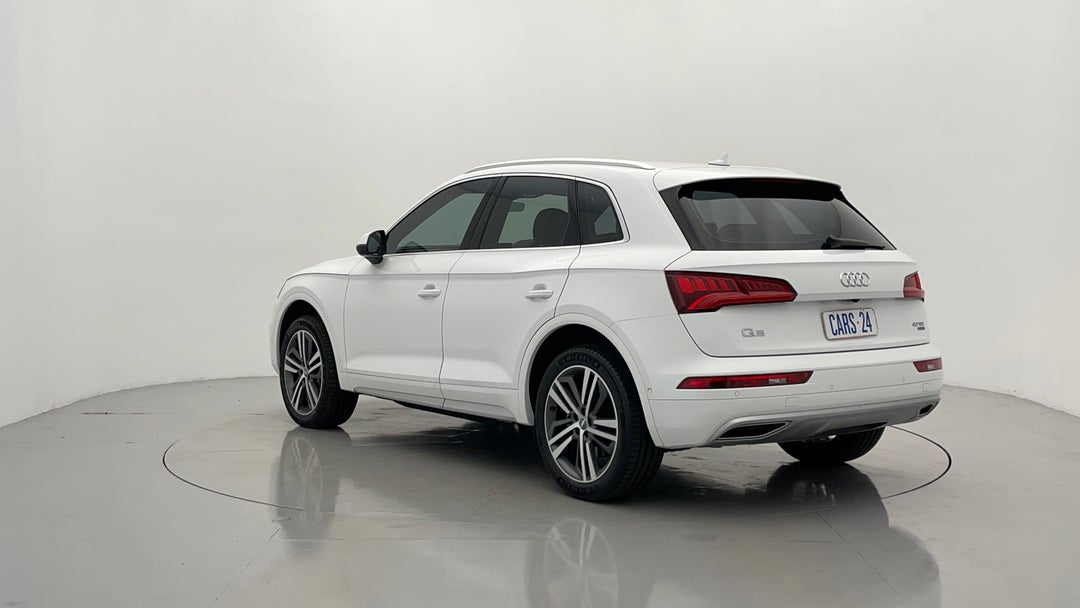 Left Back Diagonal (45- Degree) View