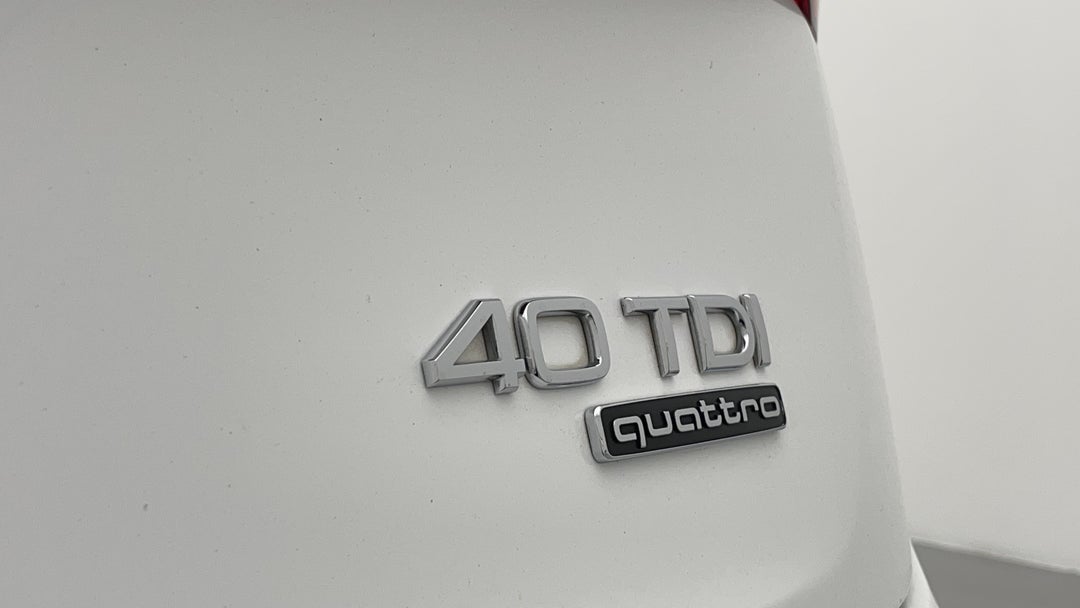 Badge (Boot Right Side)