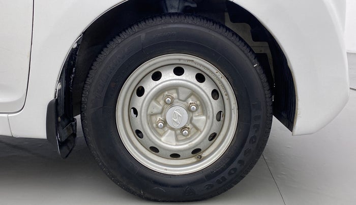 2014 Hyundai Eon ERA PLUS, Petrol, Manual, Right Front Wheel