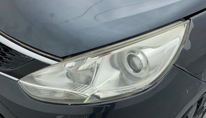 2015 Tata Zest XM PETROL, Petrol, Manual, 83,290 km, Left headlight - Minor damage