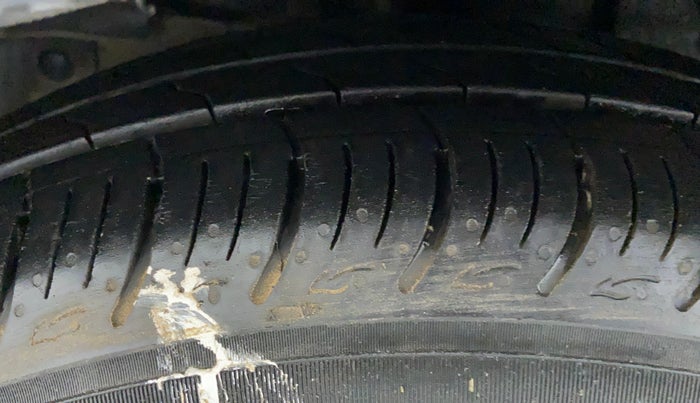 2015 Tata Zest XM PETROL, Petrol, Manual, 83,290 km, Left Front Tyre Tread