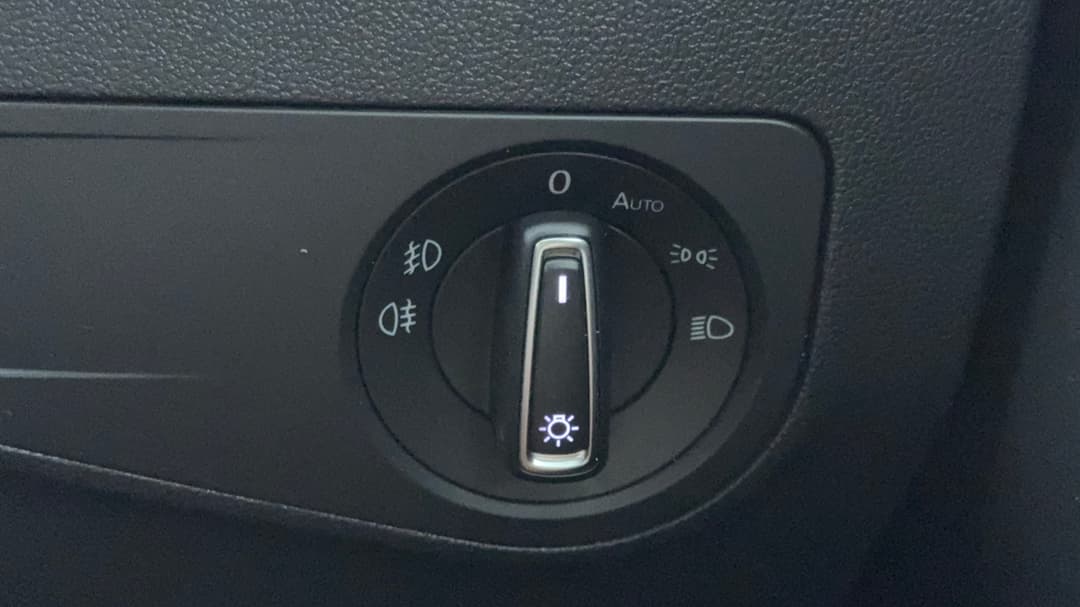 2018 Volkswagen Tiguan Allspace 162 Tsi Highline, Automatic, 61754 km, Utility Switches/Buttons