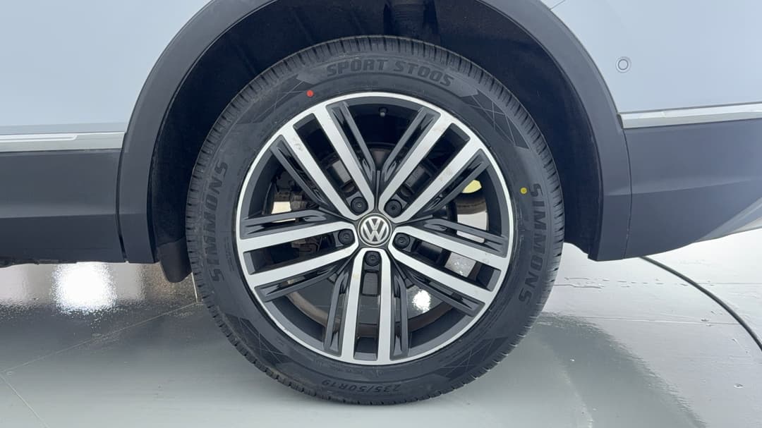 2018 Volkswagen Tiguan Allspace 162 Tsi Highline, Automatic, 61754 km, Left Rear Wheel