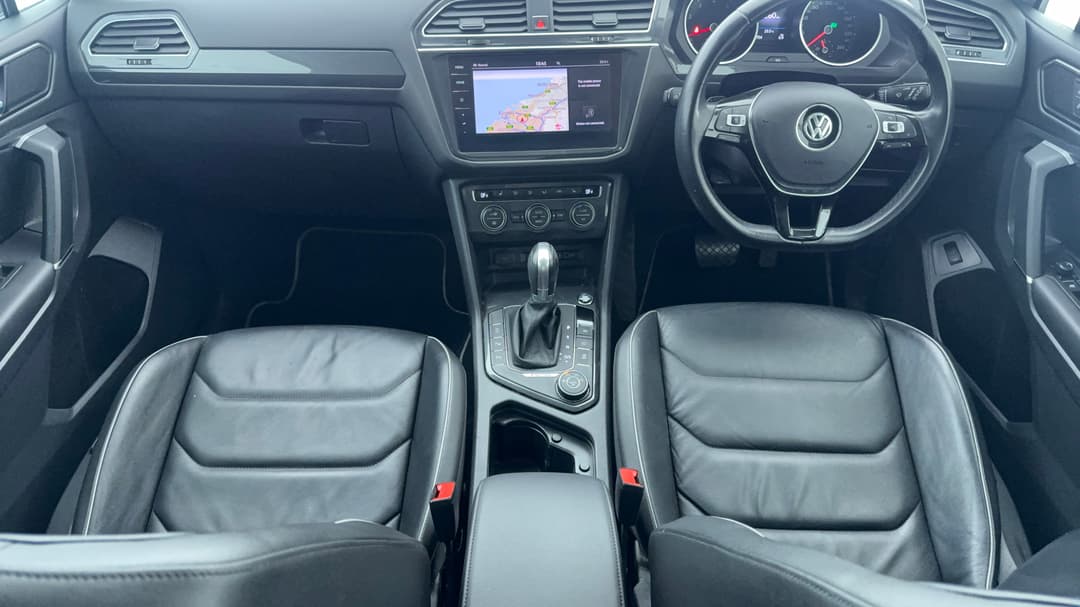 2018 Volkswagen Tiguan Allspace 162 Tsi Highline, Automatic, 61754 km, Center Console