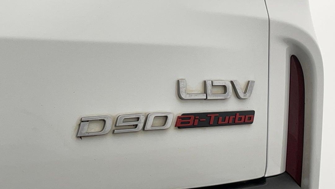 Badge (Boot Right Side)