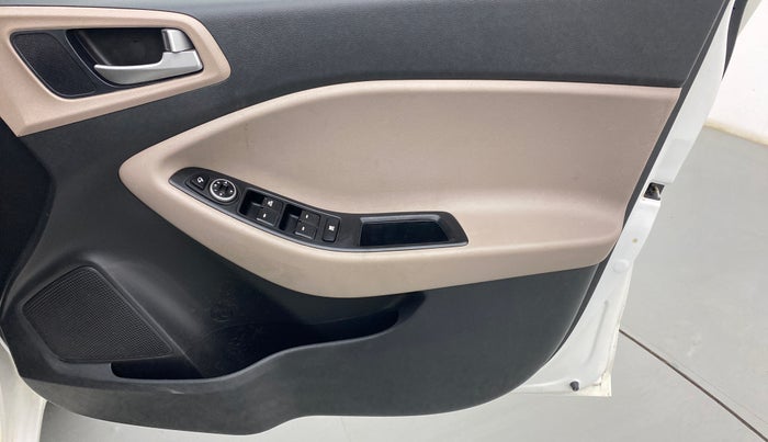 2019 Hyundai Elite i20 ASTA (O) CVT, Petrol, Automatic, 48,934 km, Driver Side Door Panels Control