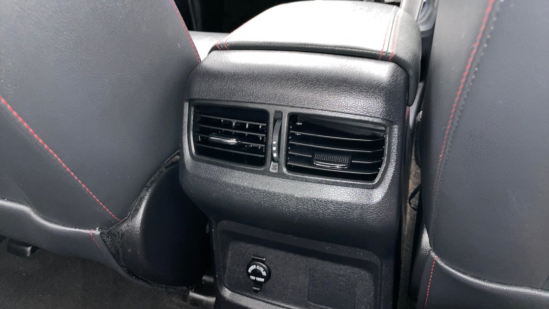 2022 LDV T60 Max Luxe (4x4), Automatic, 34813 km, Rear A/C Vent