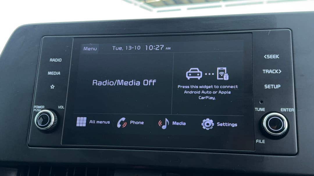 2024 Kia Sportage S (FWD), Automatic, 46520 km, Infotainment System