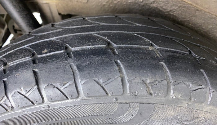 2014 Maruti Wagon R 1.0 LXI CNG, CNG, Manual, 68,538 km, Right Rear Tyre Tread