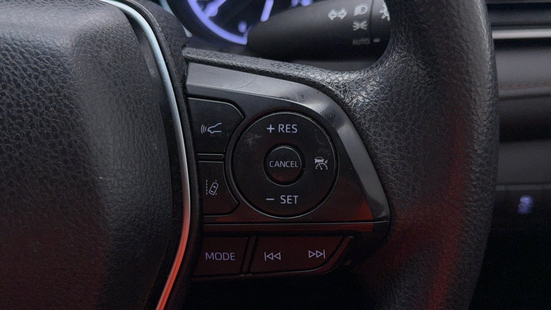 2018 Toyota Camry Ascent Hybrid, Automatic, 111846 km, Cruise Control