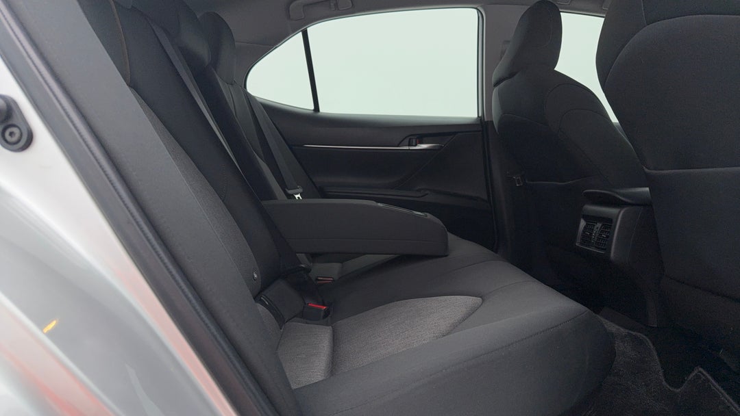 2018 Toyota Camry Ascent Hybrid, Automatic, 111846 km, Right Side Rear Door Cabin View