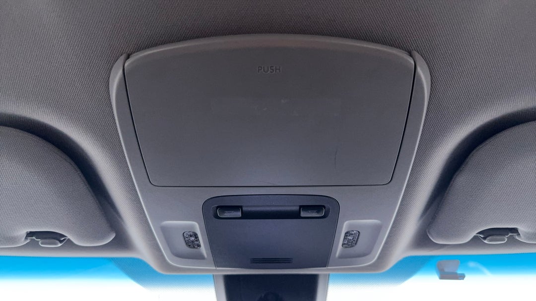 2018 Toyota Camry Ascent Hybrid, Automatic, 111846 km, On-Roof Controls/Sunglass holder