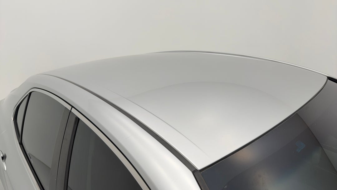 2018 Toyota Camry Ascent Hybrid, Automatic, 111846 km, Roof/Sunroof View