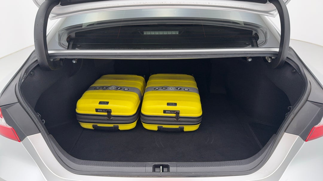 2018 Toyota Camry Ascent Hybrid, Automatic, 111846 km, Boot Inside View with Luggage