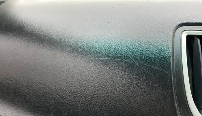 2016 Maruti Baleno DELTA PETROL 1.2, Petrol, Manual, 97,379 km, Dashboard - Minor scratches