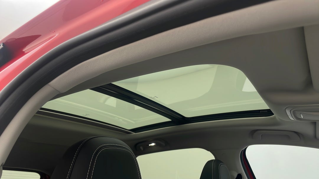Interior Sunroof/Moonroof