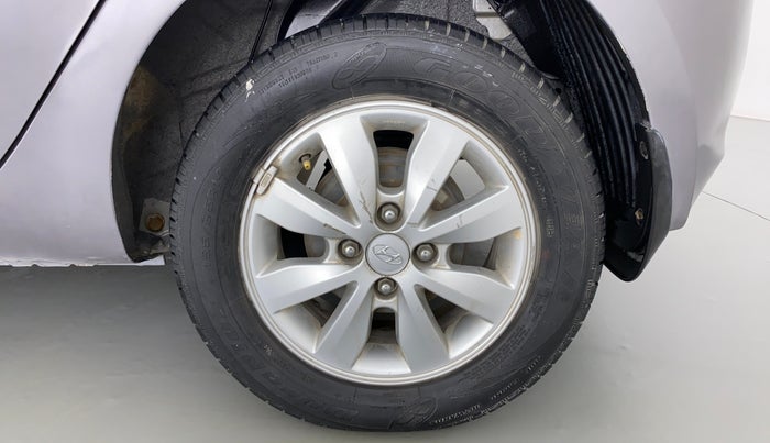 2013 Hyundai i20 SPORTZ 1.2 VTVT, Petrol, Manual, 49,286 km, Left Rear Wheel