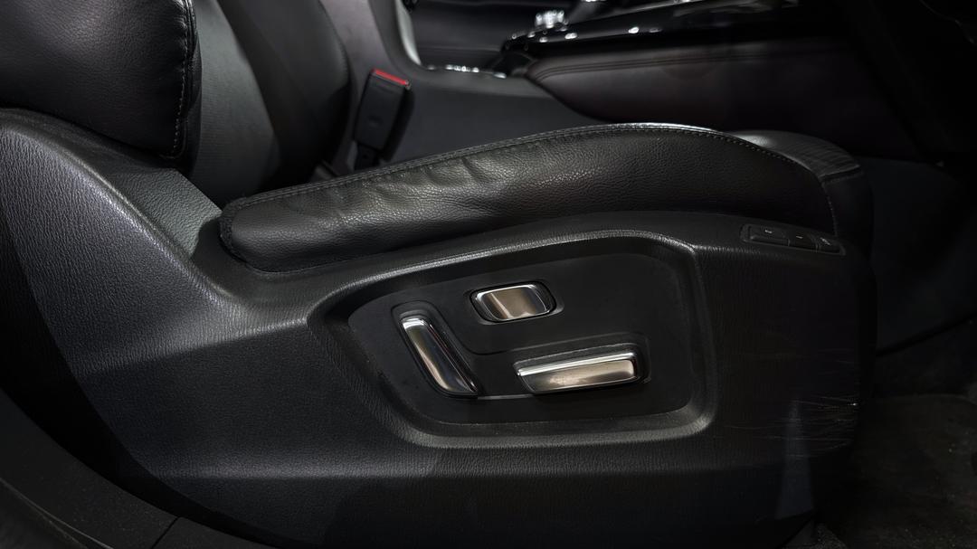 2019 Mazda CX-9 Gt (FWD), Automatic, 28247 km, Drivers Side Adjustment Panel