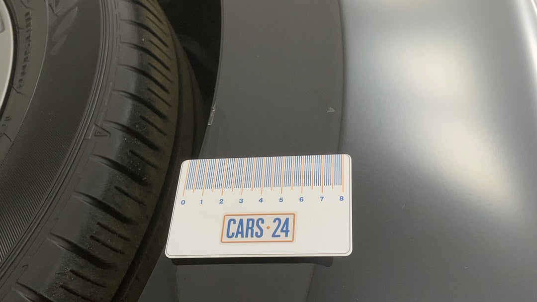 Quarter Panel Front RHS Guard Scratch