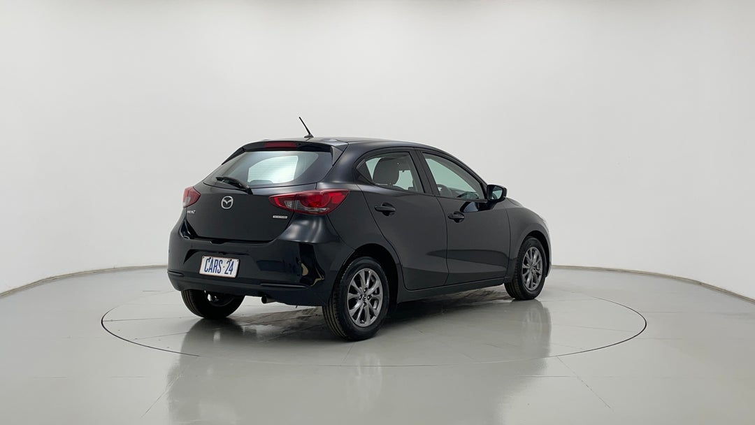 Right Back Diagonal (45- Degree) View