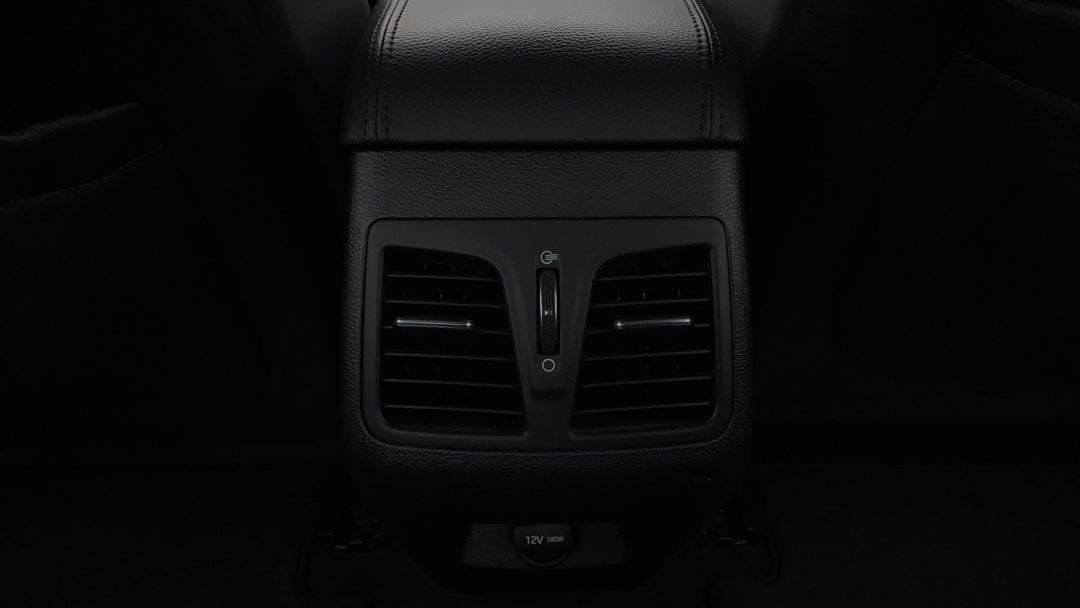 Rear A/C Vent